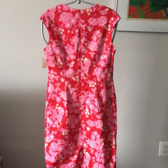 Ready to shine in this pinup/flower power dress! - Picture 5 of 6